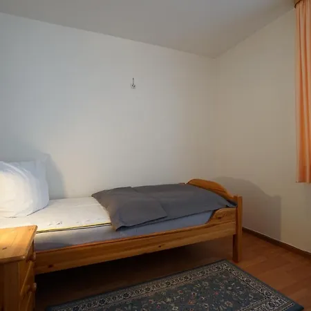 Haus Suenje 1 *